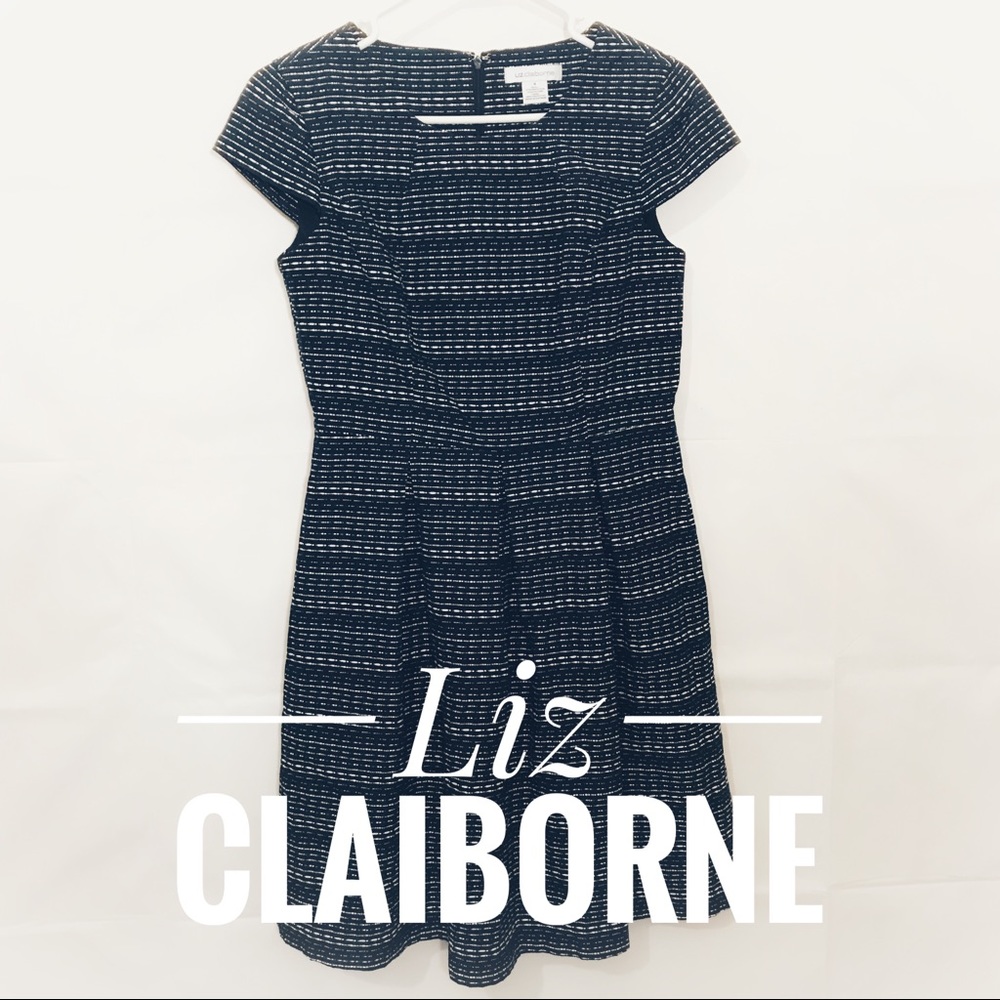 Liz Claiborne cap sleeve dress blue size 6 lined
